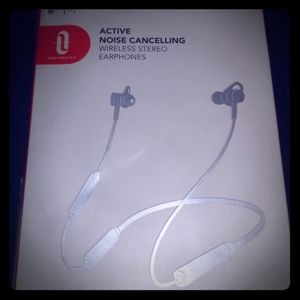 Trotronics Active Noise Cancelling Wireless Earpho